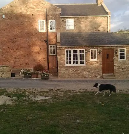 Oak Tree House Bed & Breakfast *